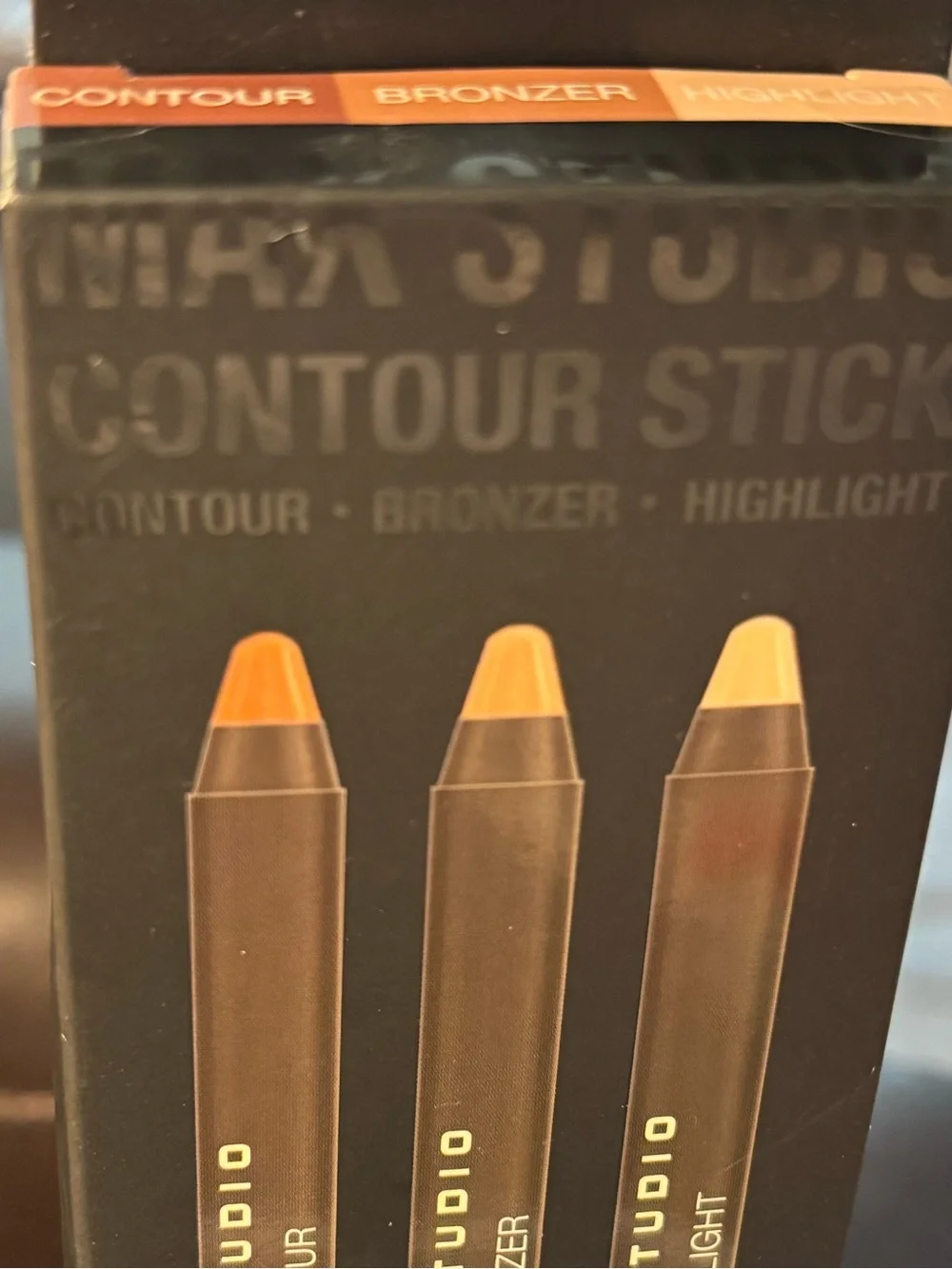 MAX STUDIO Contour Sticks Set brand new in sealed box